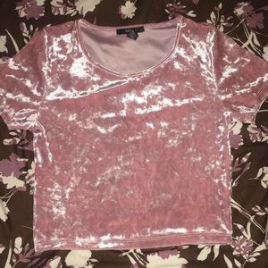 pink velvet crop top🧠